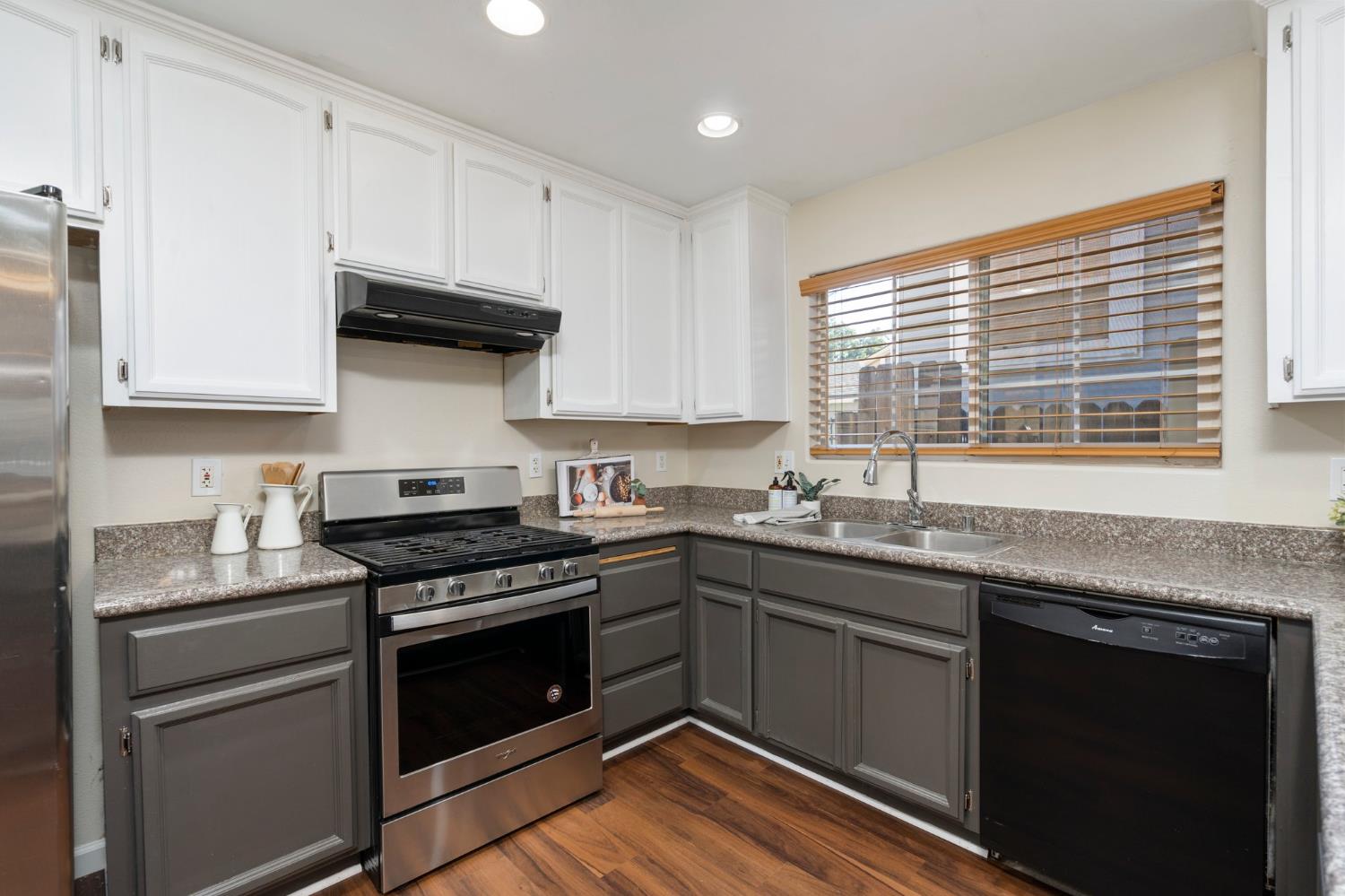 20th Avenue, Sacramento, California image 8