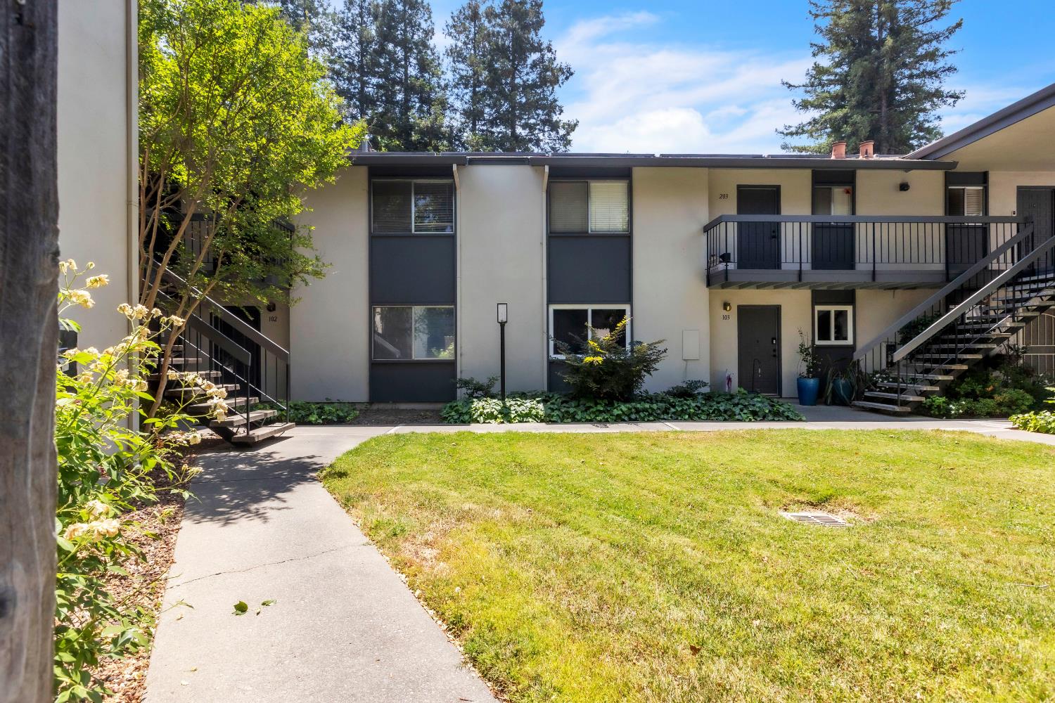 Marconi Avenue #202, Sacramento, California image 3
