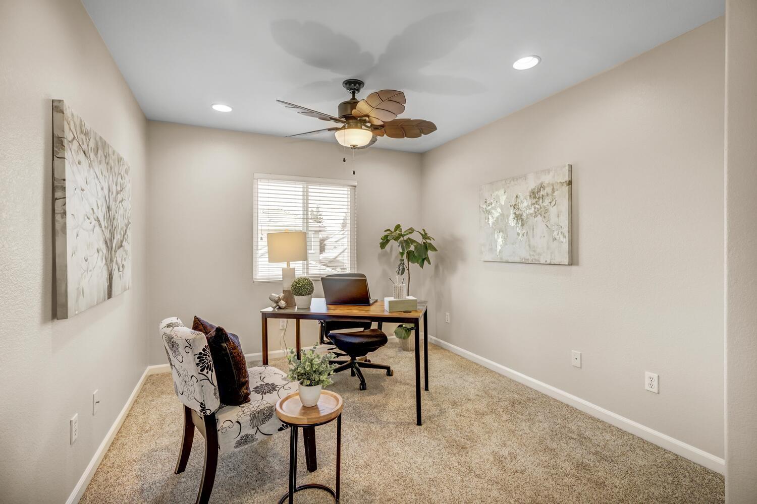 Anjou Circle, Sacramento, California image 28