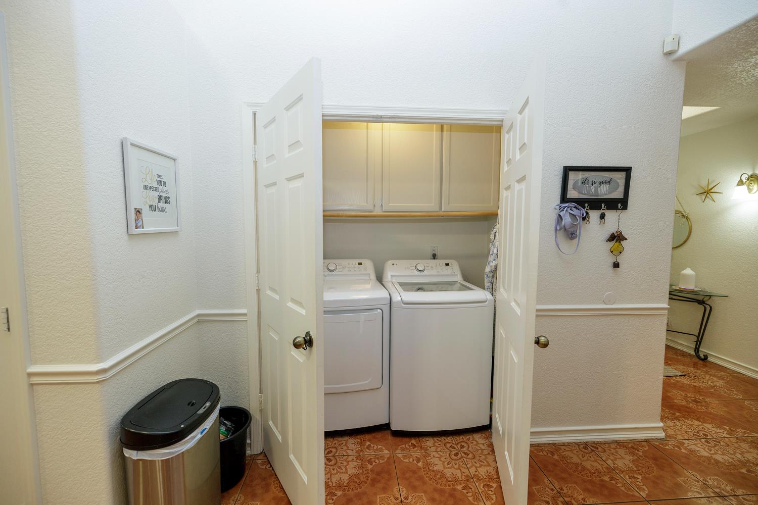 Melanie Court, Ceres, California image 20