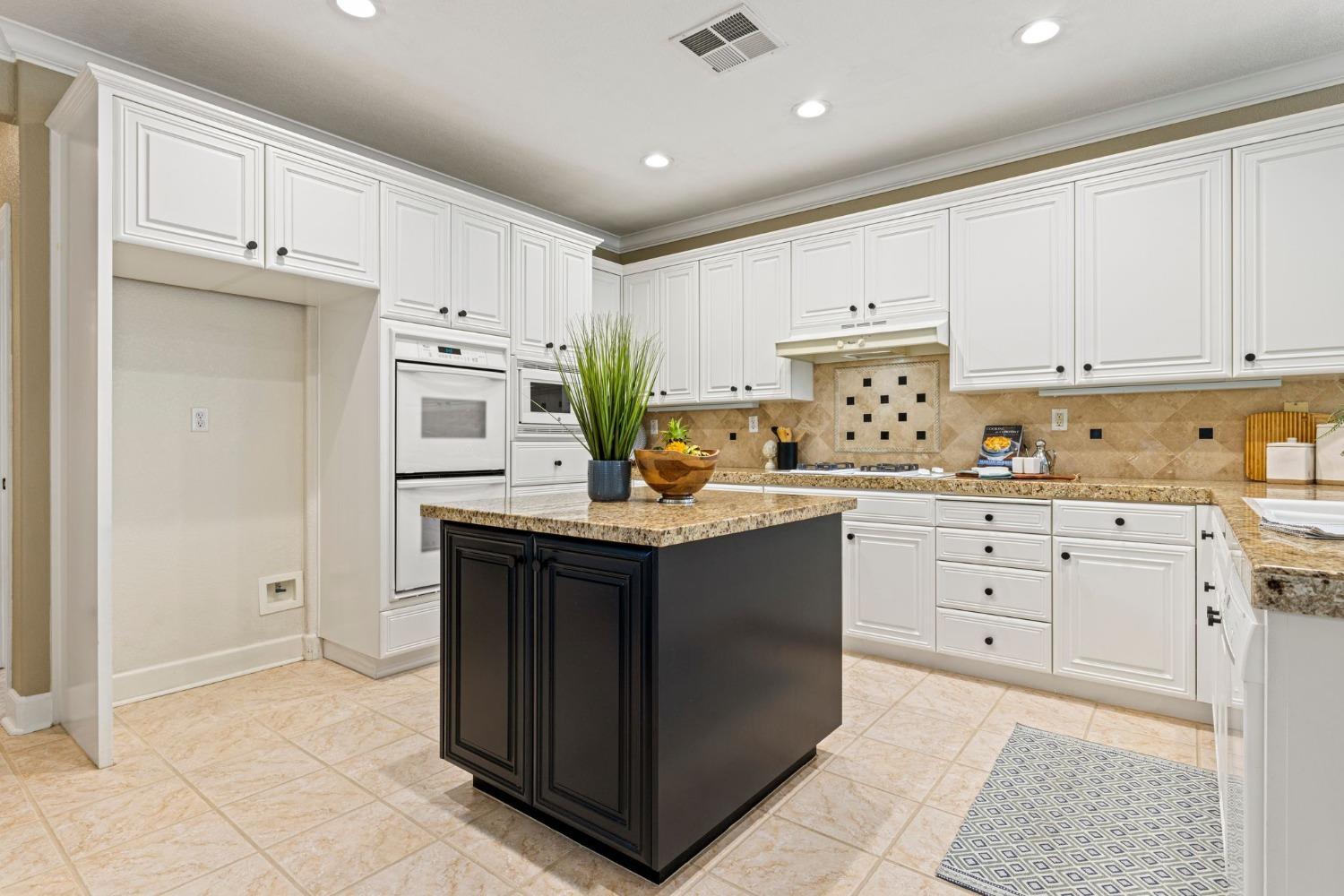 Village Green Drive, El Dorado Hills, California image 30