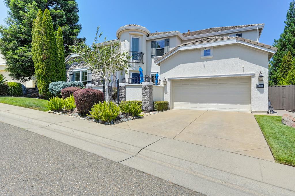 Belmar Court, Folsom, California image 2