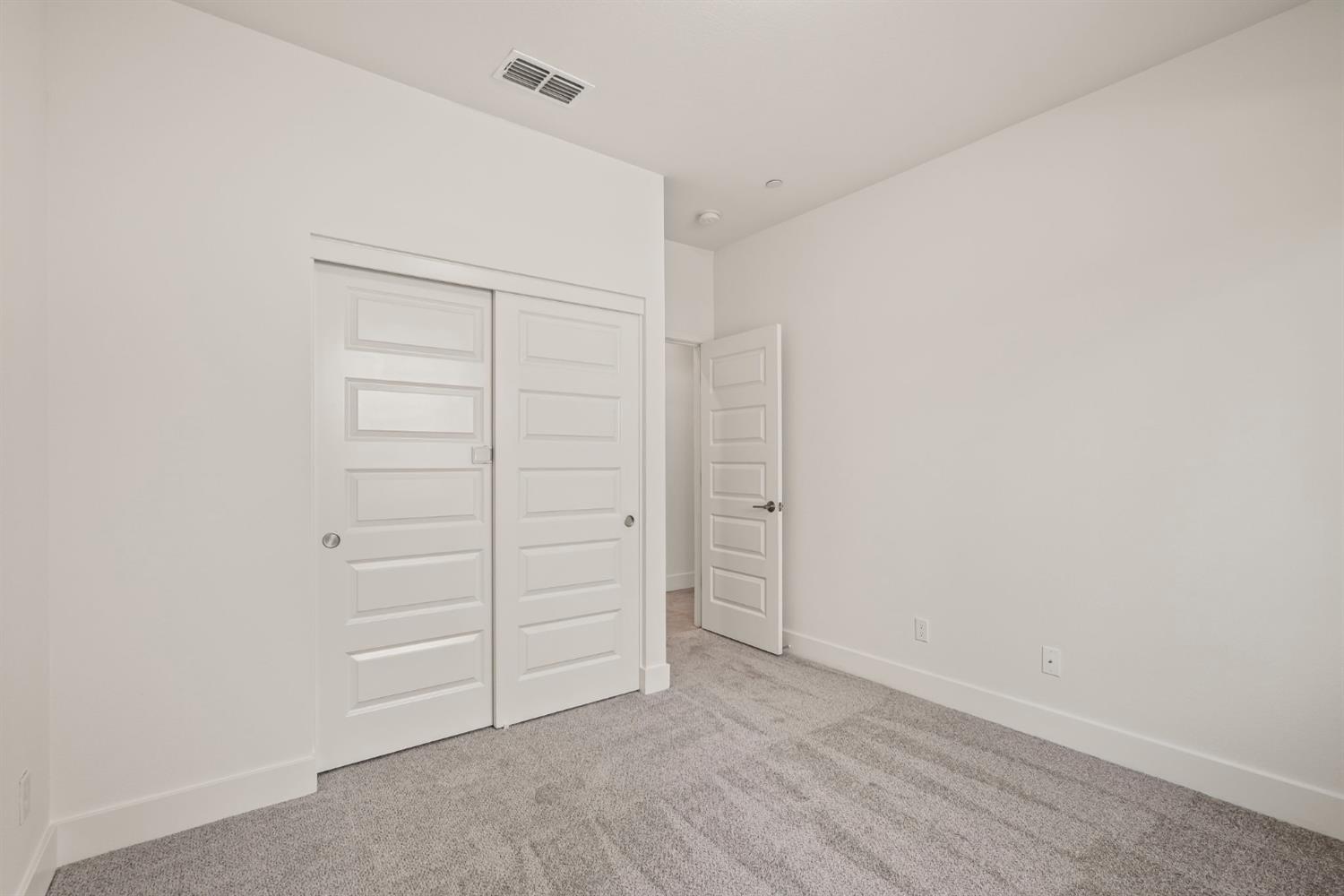 Cypress Grove Drive, Rancho Cordova, California image 32