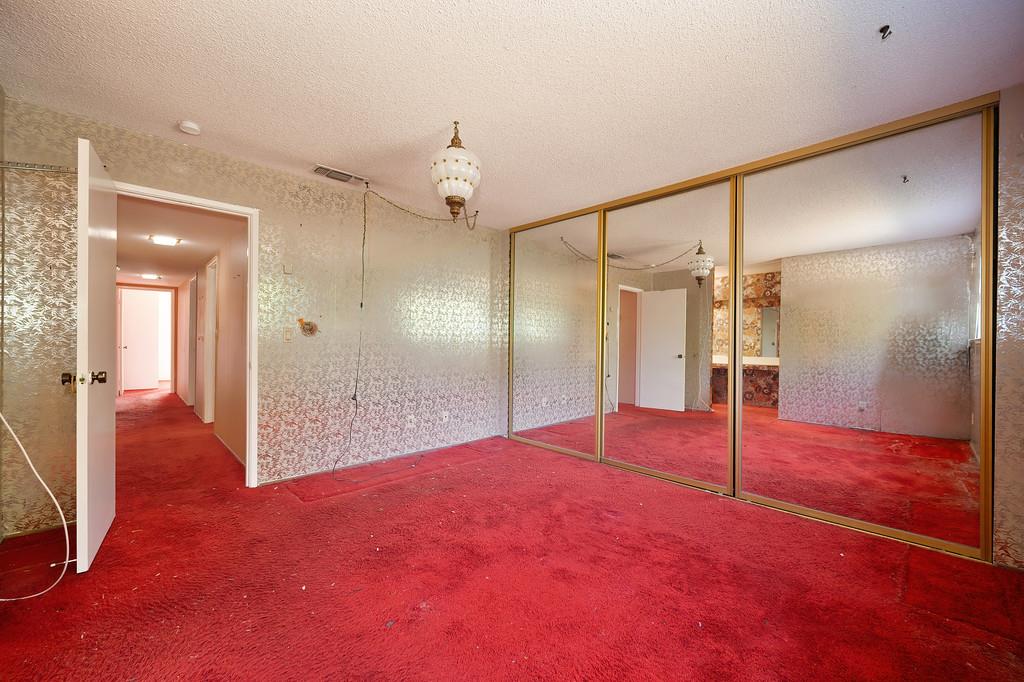 Mira Del Rio Way, Sacramento, California image 16