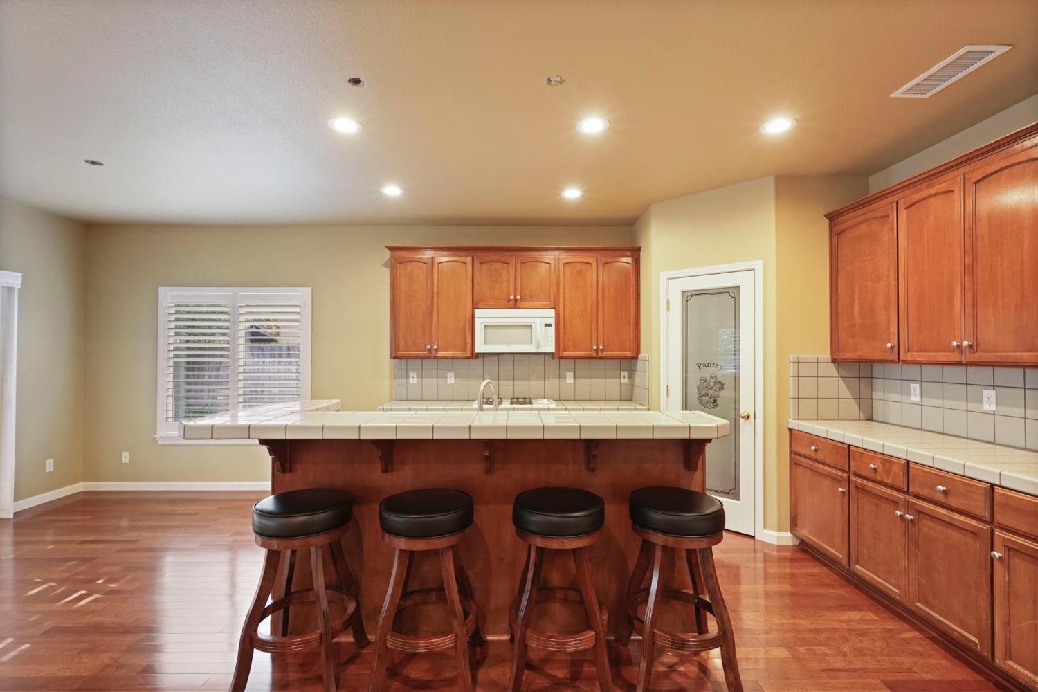 Summerset Court, Lodi, California image 19