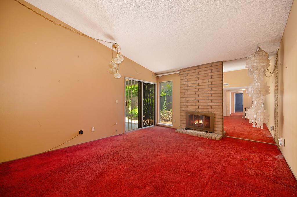 Mira Del Rio Way, Sacramento, California image 3