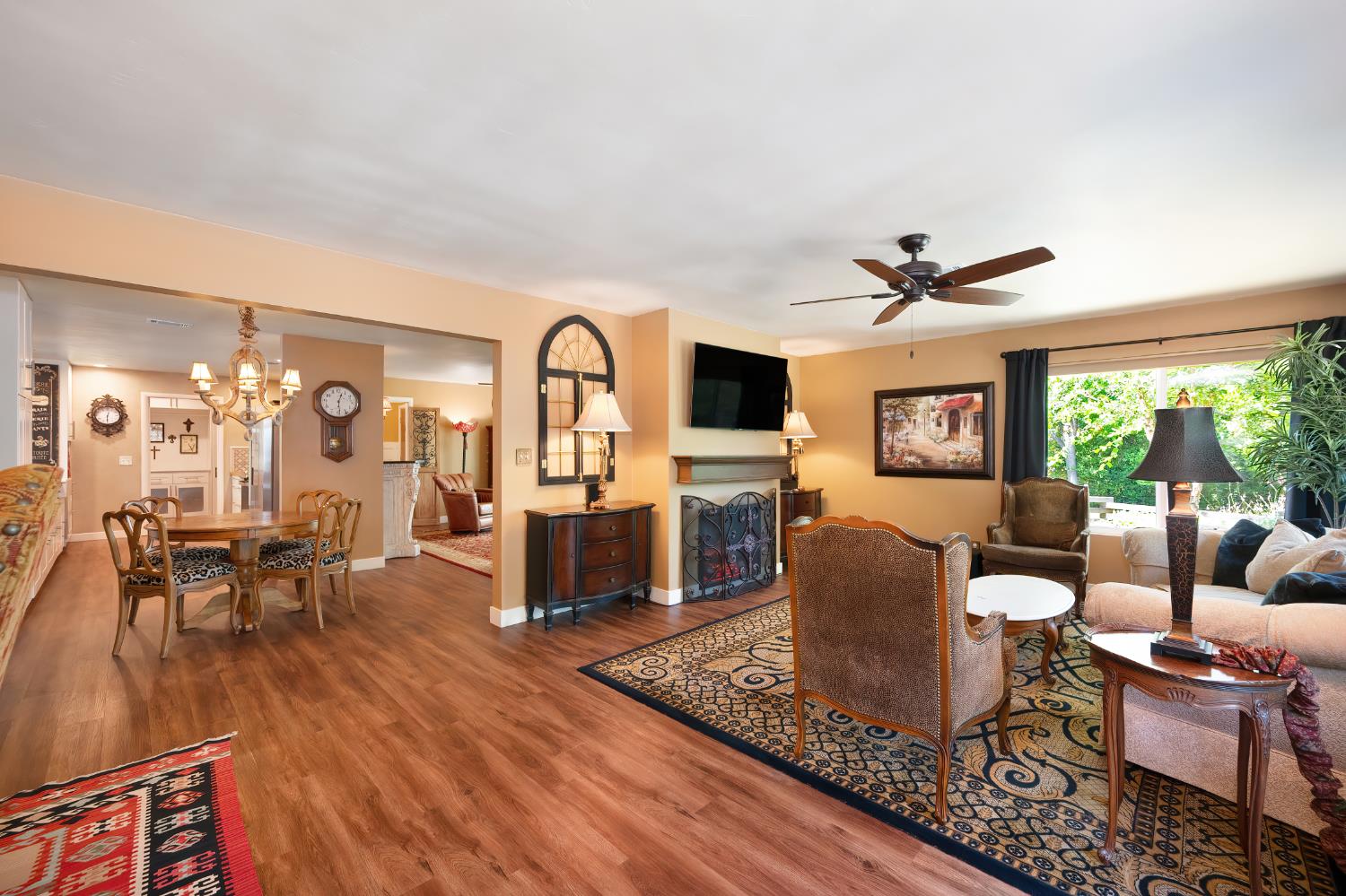 Mahala Drive, Carmichael, California image 13