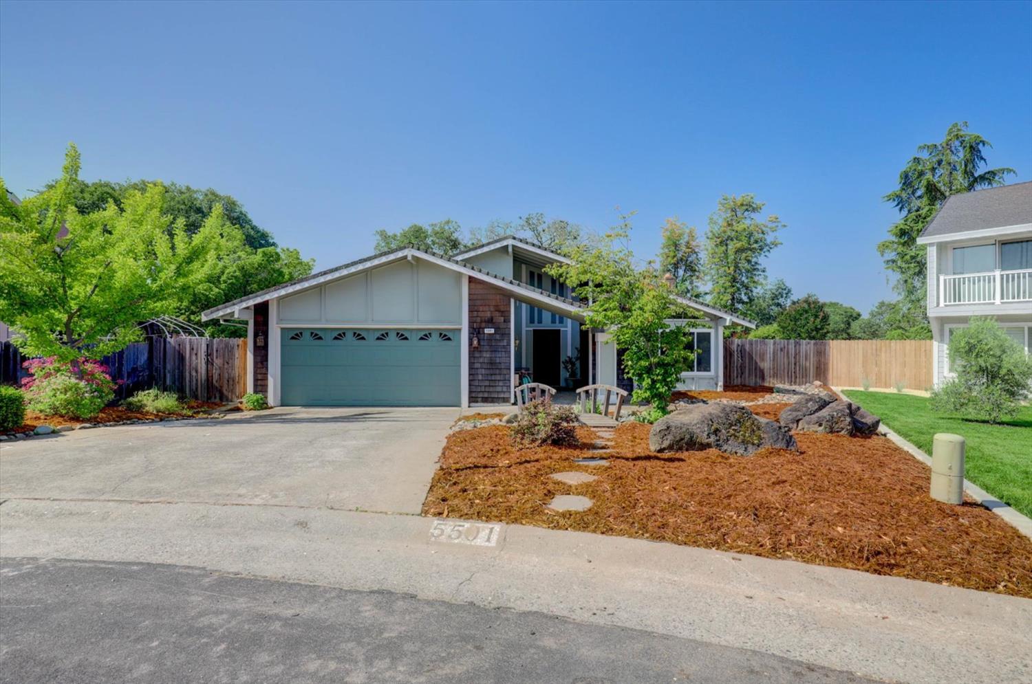 Chamise Court, Orangevale, California image 37