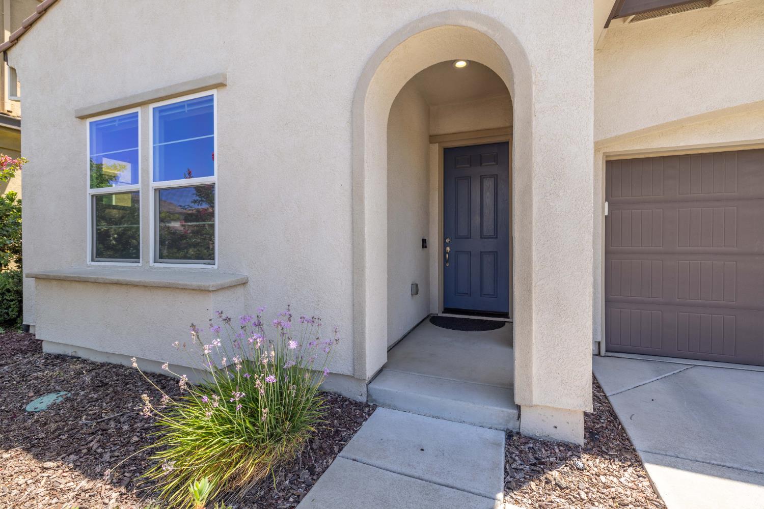 Lily Bay Circle, Sacramento, California image 7