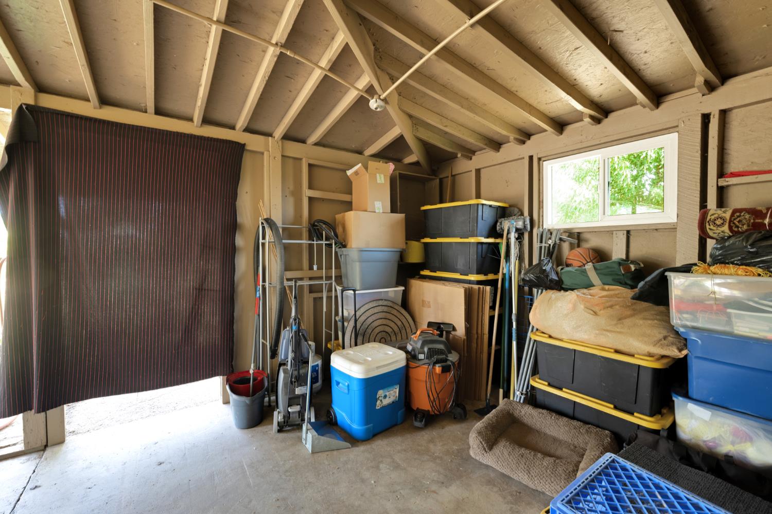 Grand Avenue, Olivehurst, California image 23