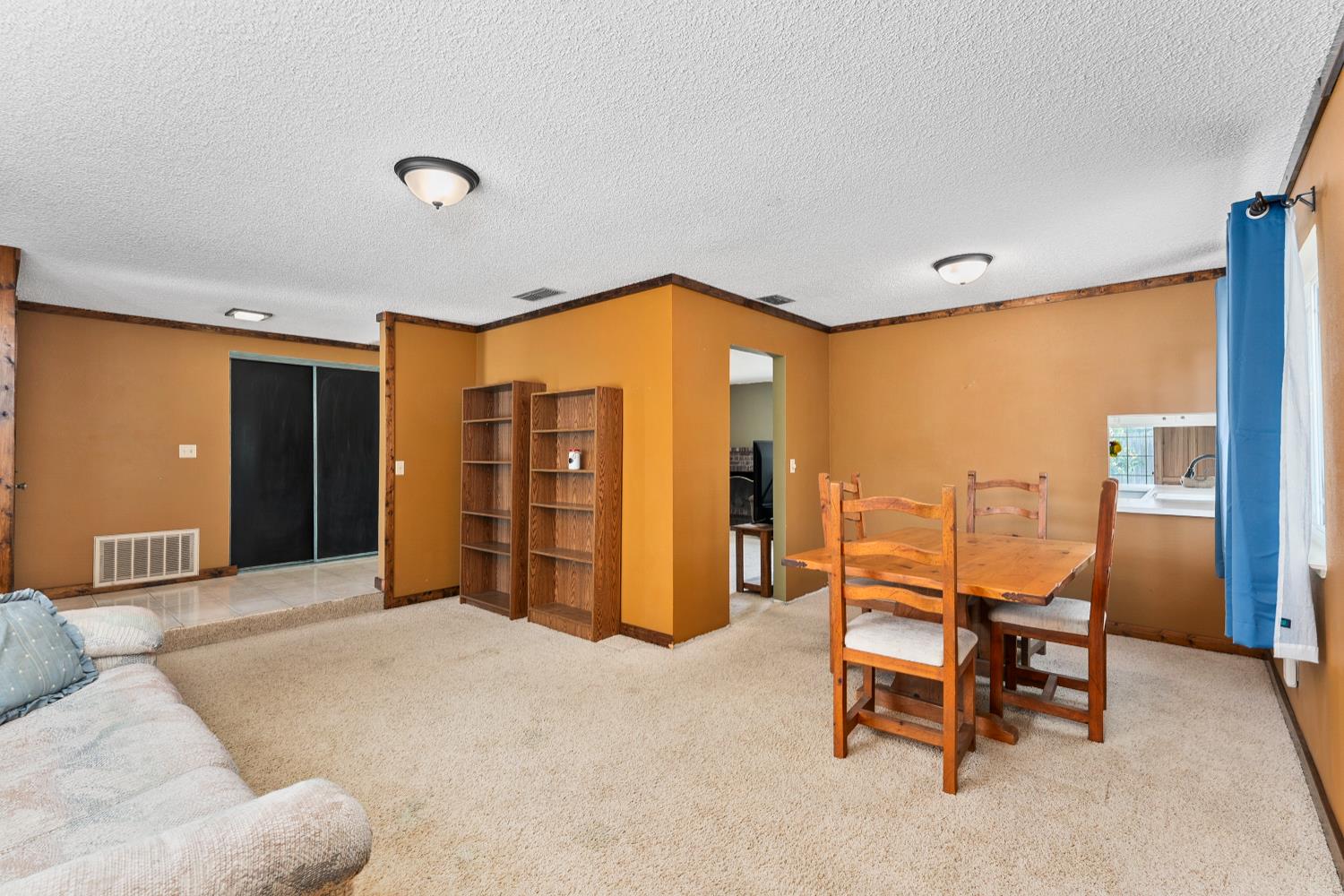 Corbin Way, Sacramento, California image 9