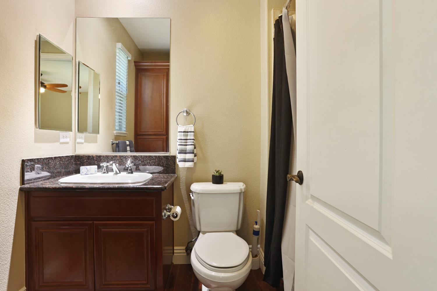 Detail Gallery Image 31 of 98 For 3063 Remington Way, Tracy,  CA 95377 - 6 Beds | 4/1 Baths