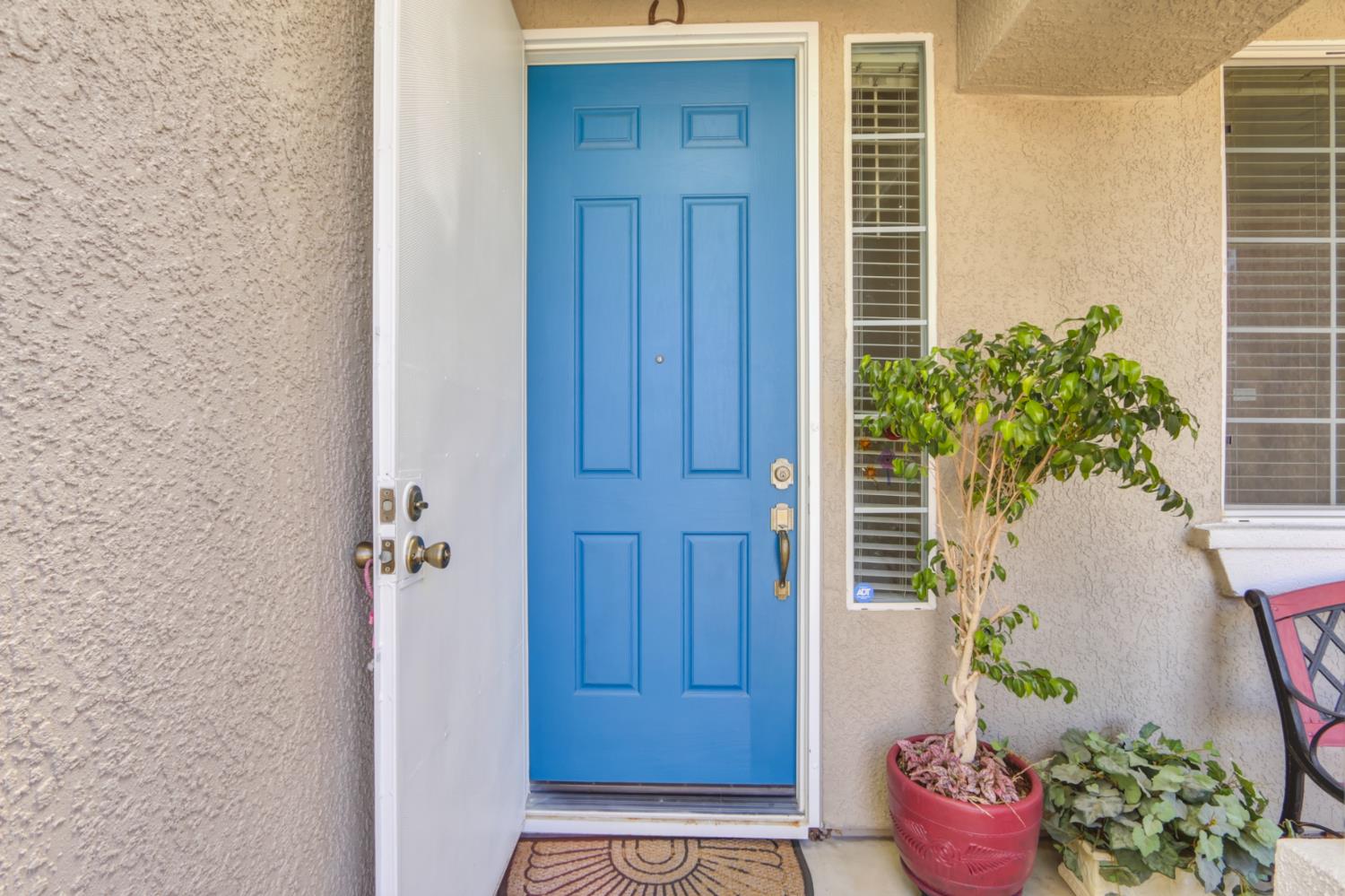 Redford Way, Sacramento, California image 5