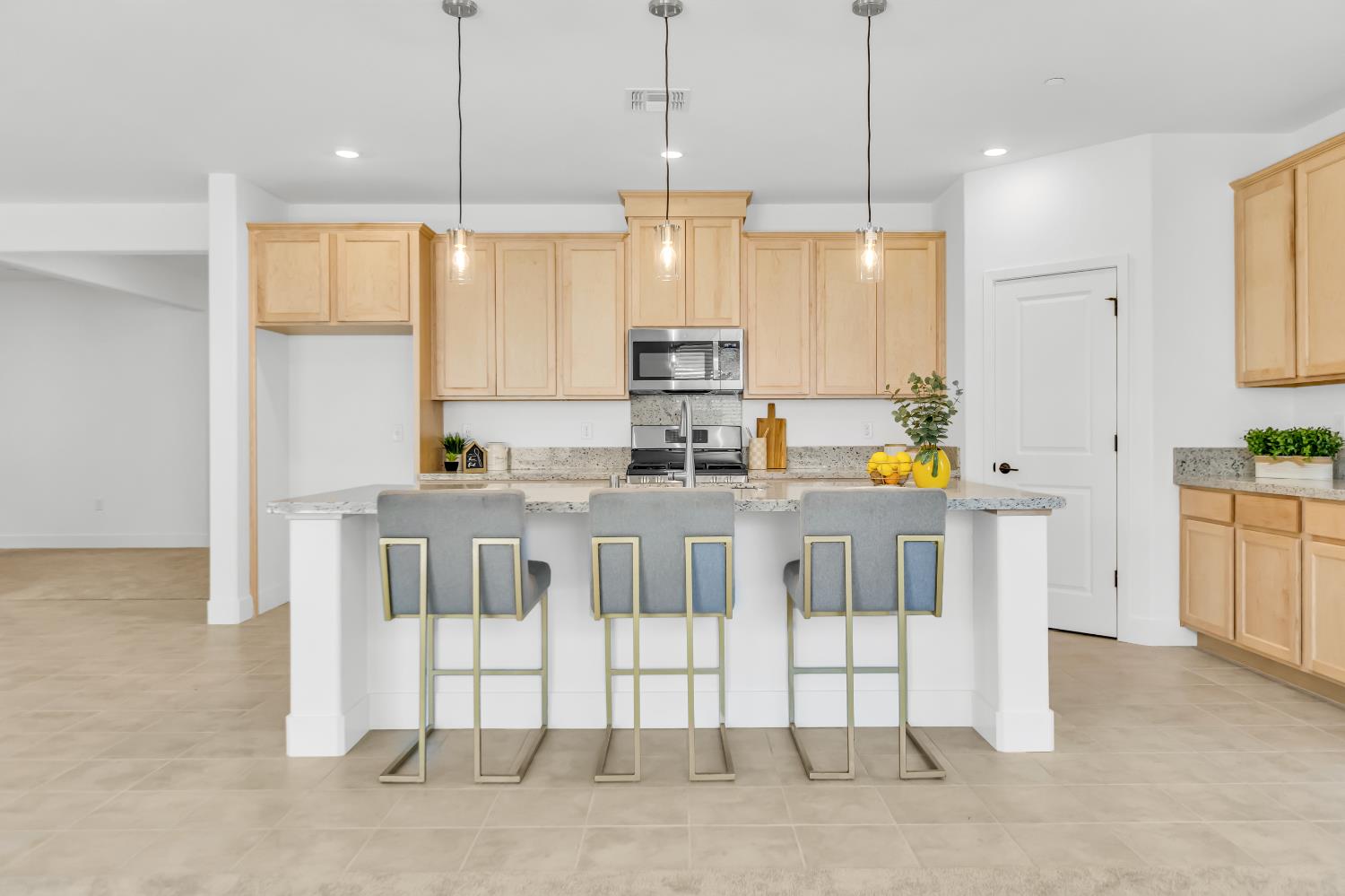 Jeff Handy Drive, Sacramento, California image 37