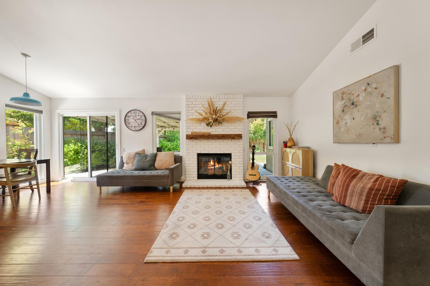 Mergansers Court, West Sacramento, California image 6