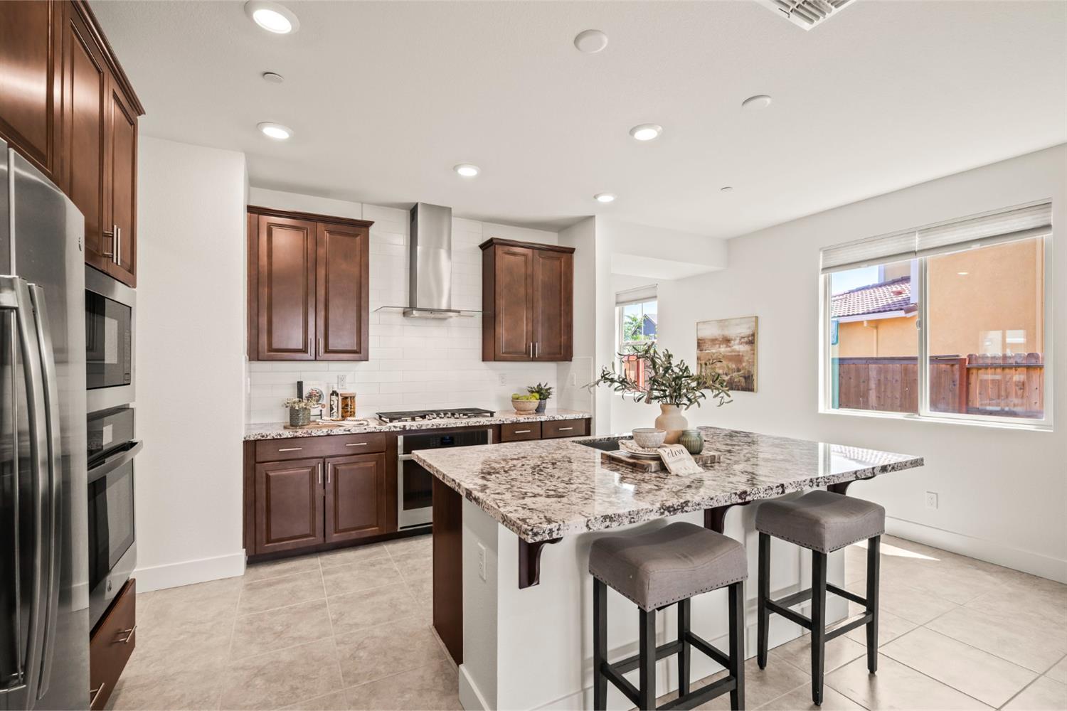 Cypress Grove Drive, Rancho Cordova, California image 11