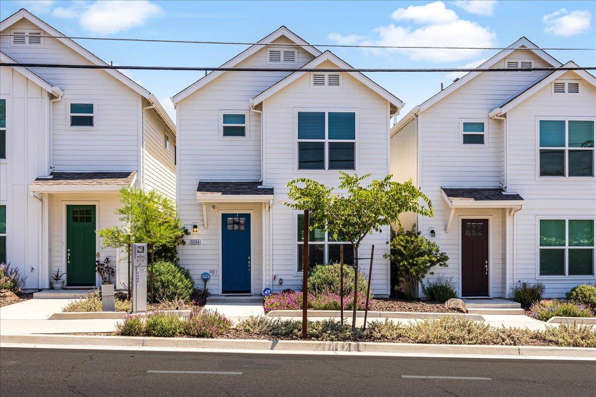 Brinef Drive, Sacramento, California image 1