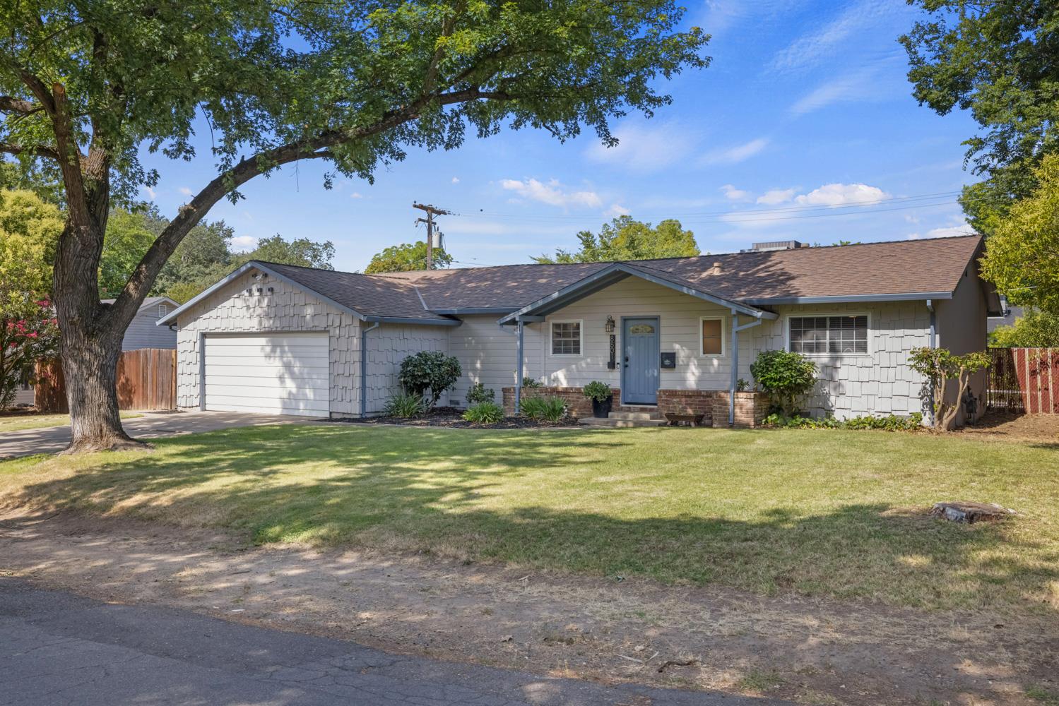 Sunnybrook Lane, Fair Oaks, California image 1