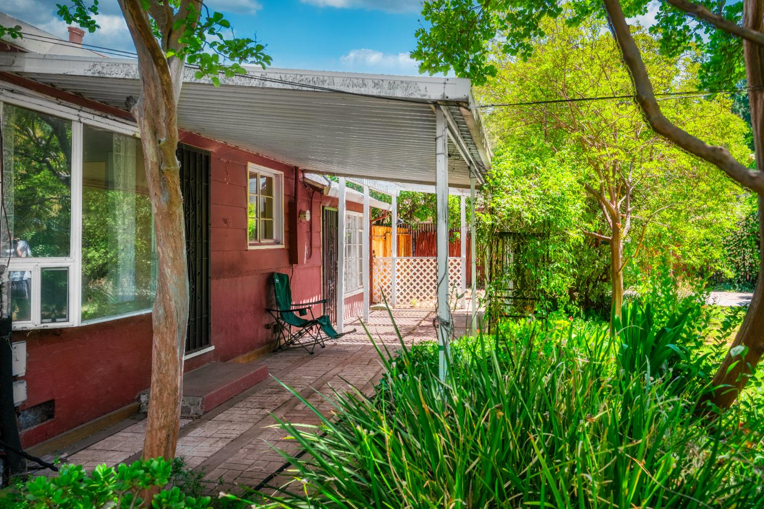 Meadowbrook Road, Sacramento, California image 17