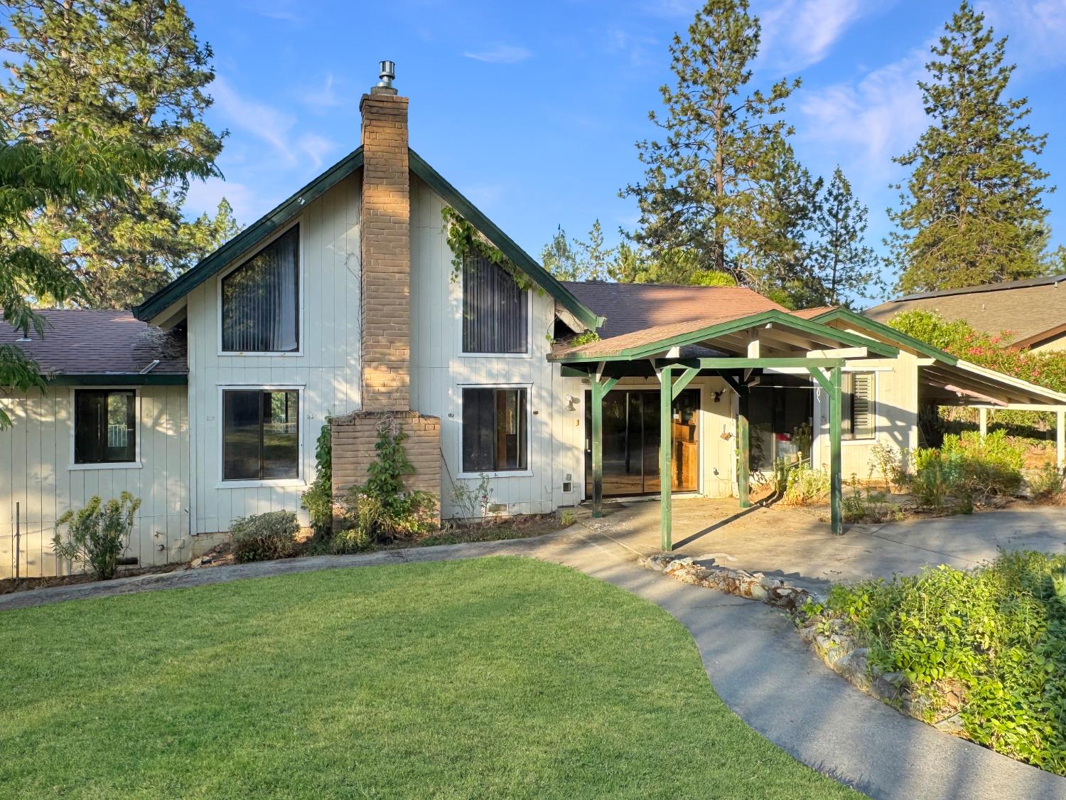 Aileen Way, Grass Valley, California image 20