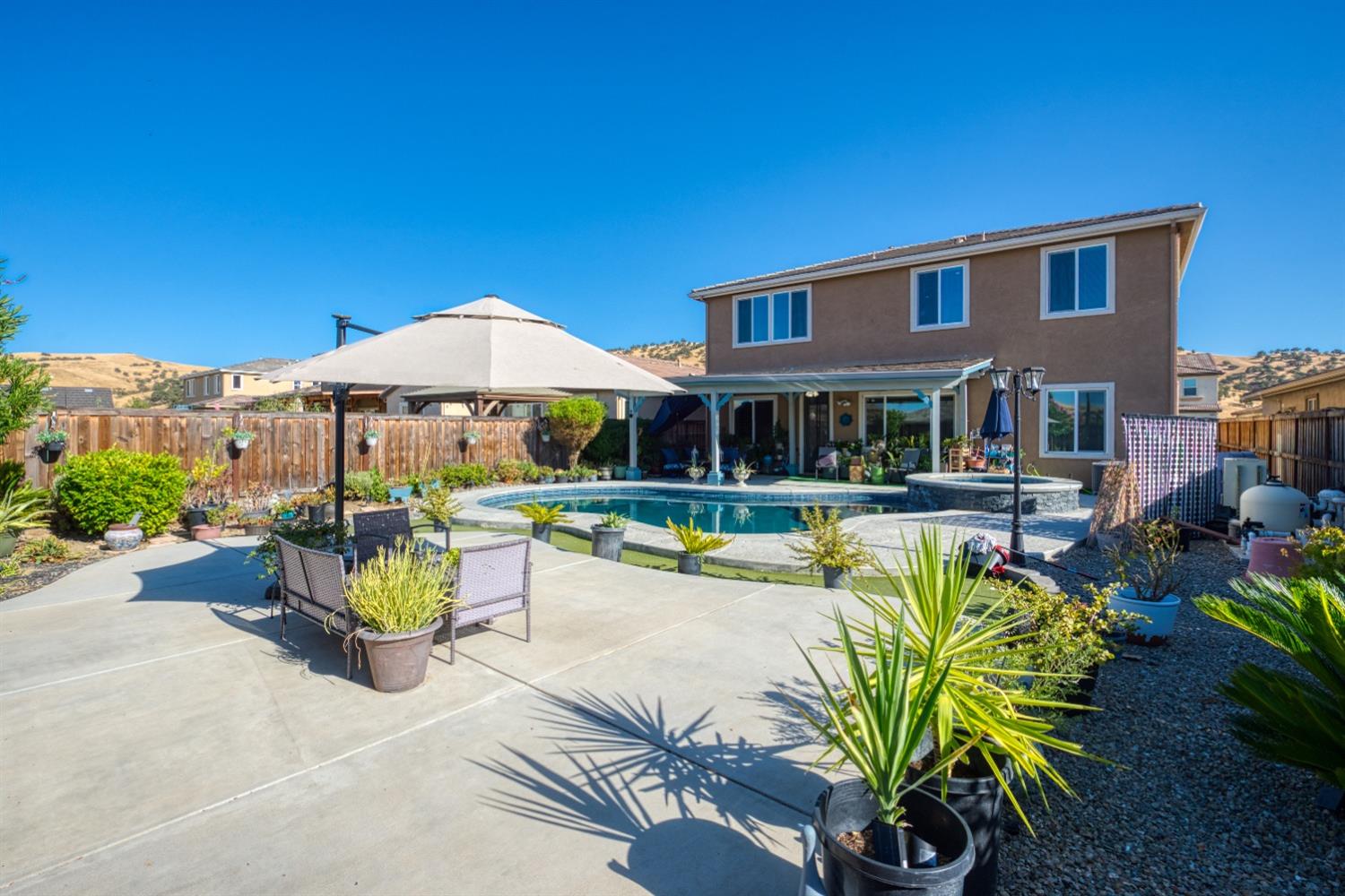 Cabernet Court, Patterson, California image 38
