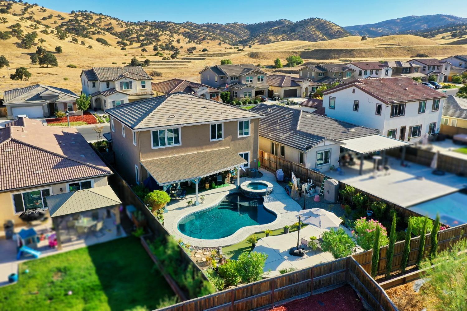 Cabernet Court, Patterson, California image 42