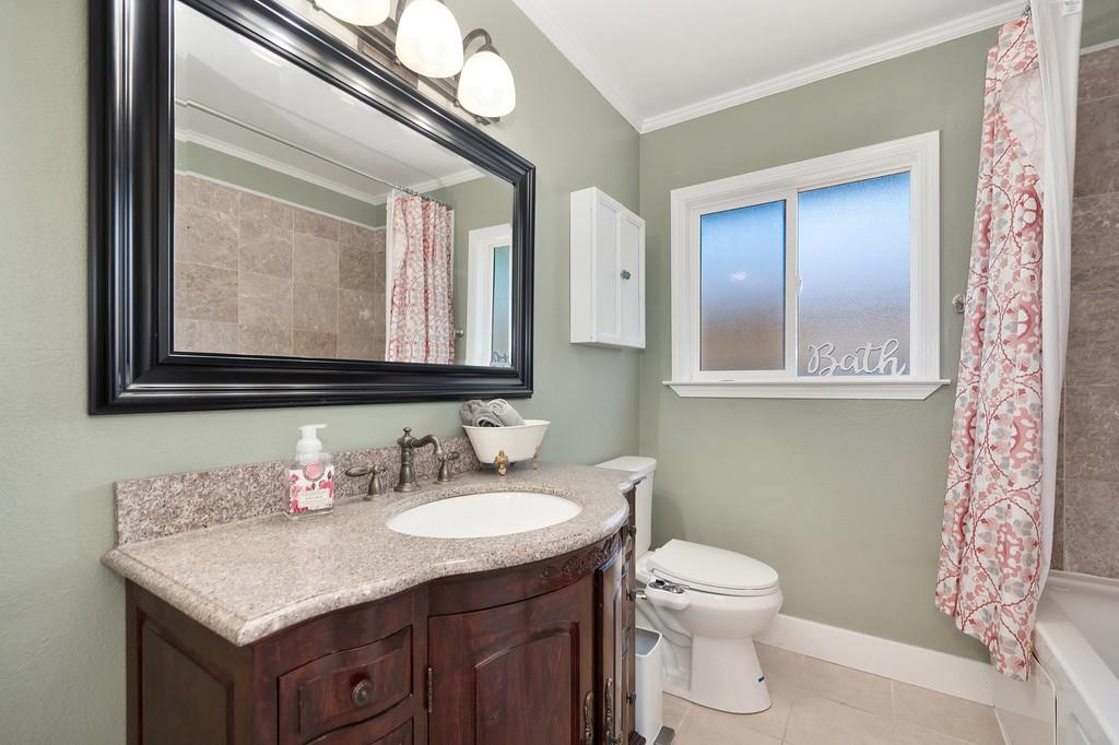 Woodhaven Ave, Carmichael, California image 14
