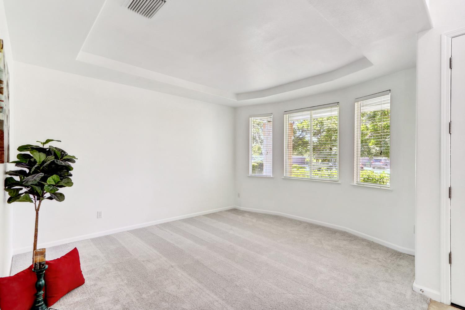 Ramsdell Court, Elk Grove, California image 6