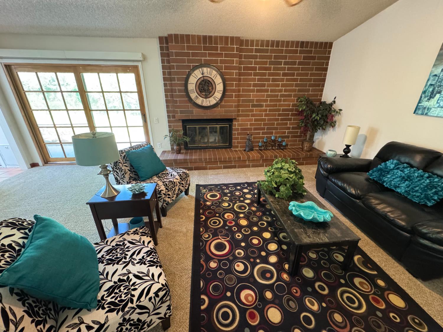 Oak Stream Court, Carmichael, California image 11