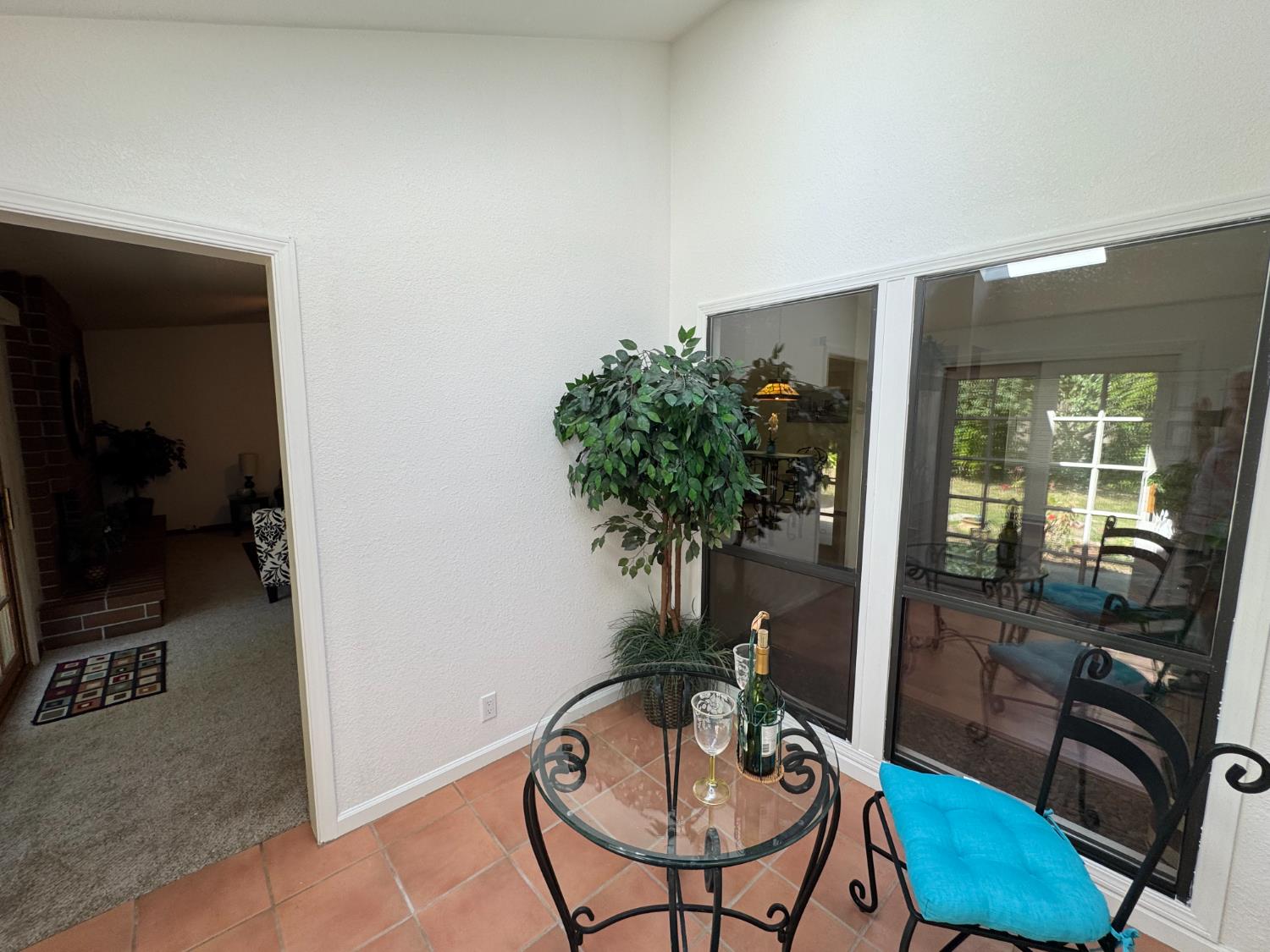 Oak Stream Court, Carmichael, California image 18