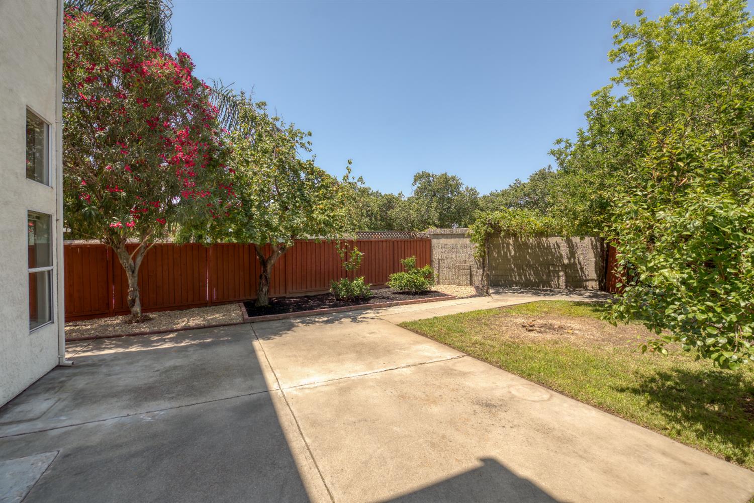 Birchwood Court, Tracy, California image 46