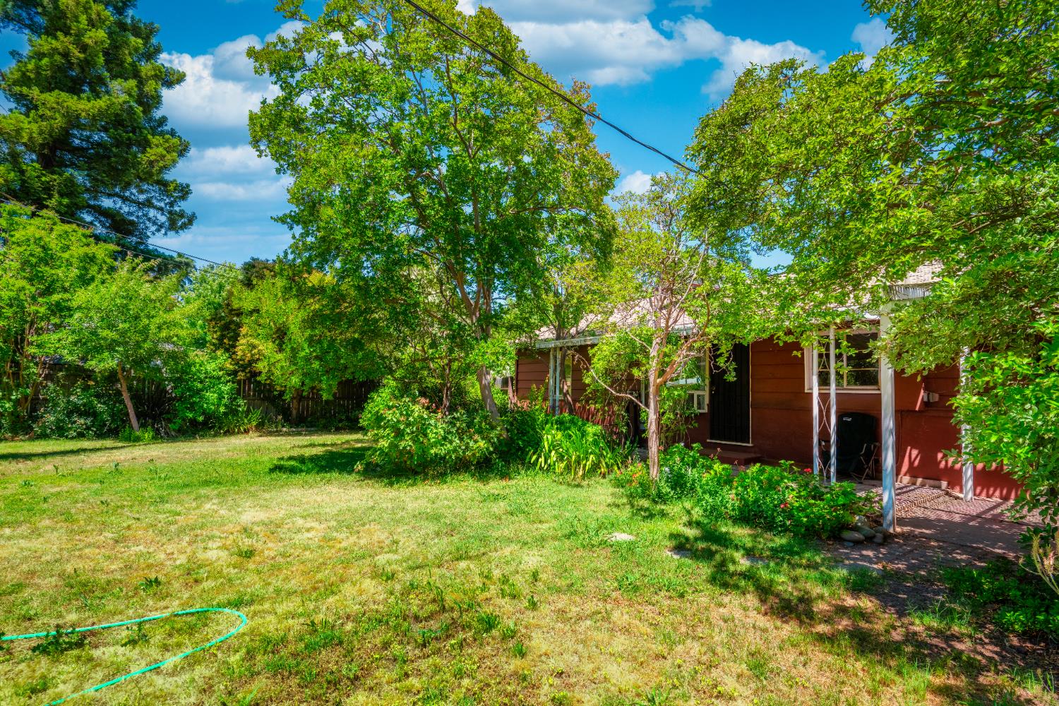Meadowbrook Road, Sacramento, California image 20