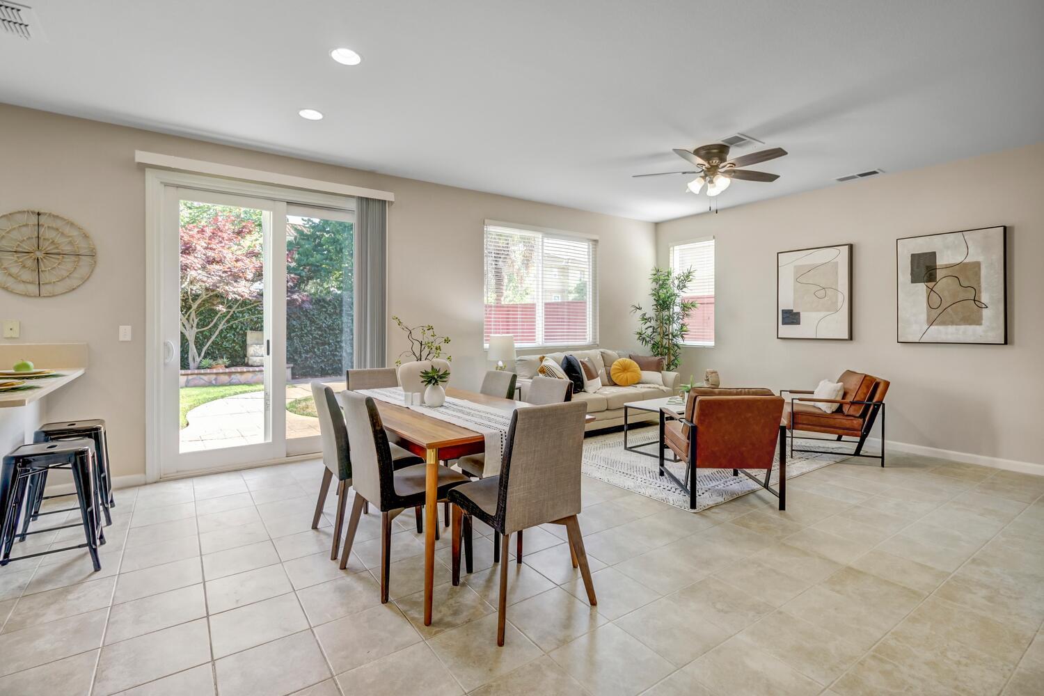 Anjou Circle, Sacramento, California image 3