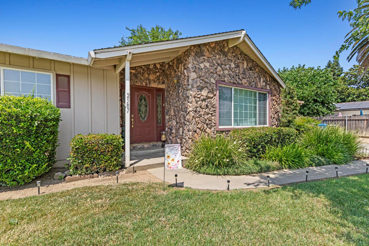 Azalea Way, Yuba City, California image 5