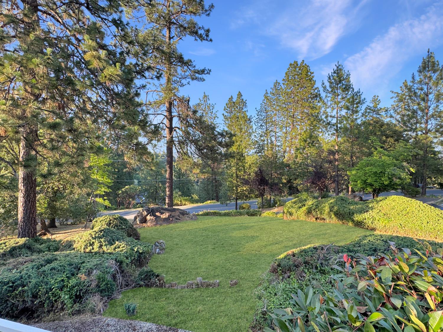Aileen Way, Grass Valley, California image 16