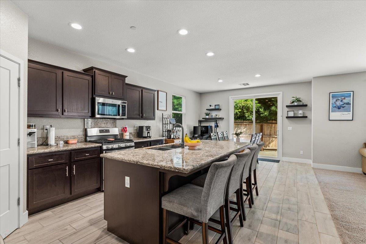 Hidden Island Court, Modesto, California image 9