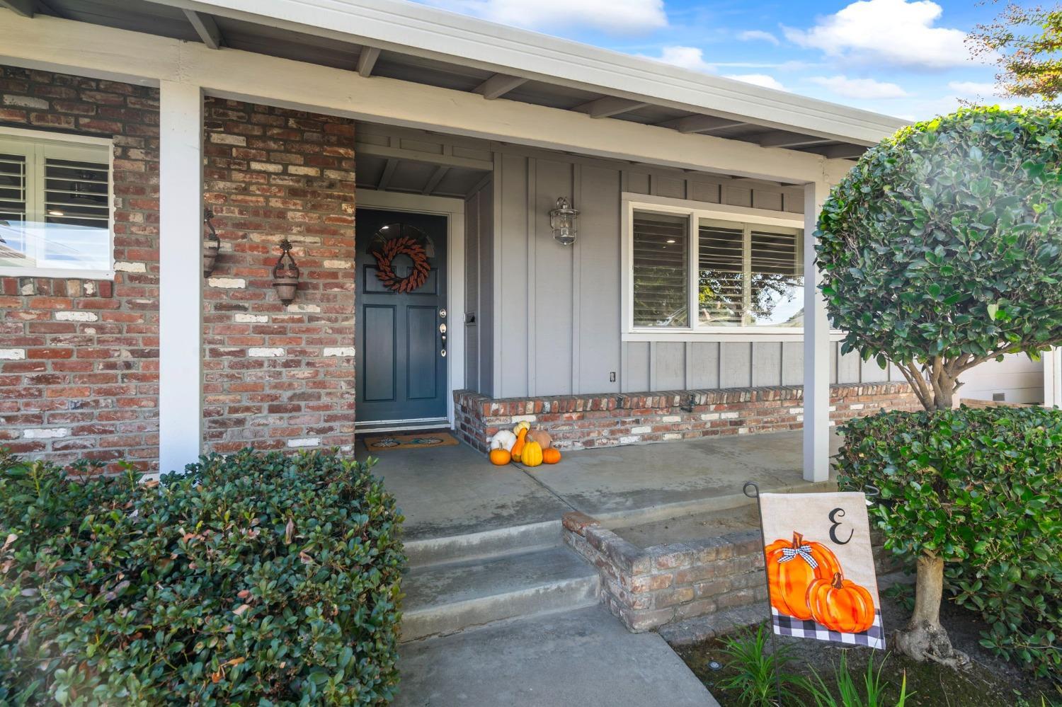 Lakewood Drive, Lodi, California image 3