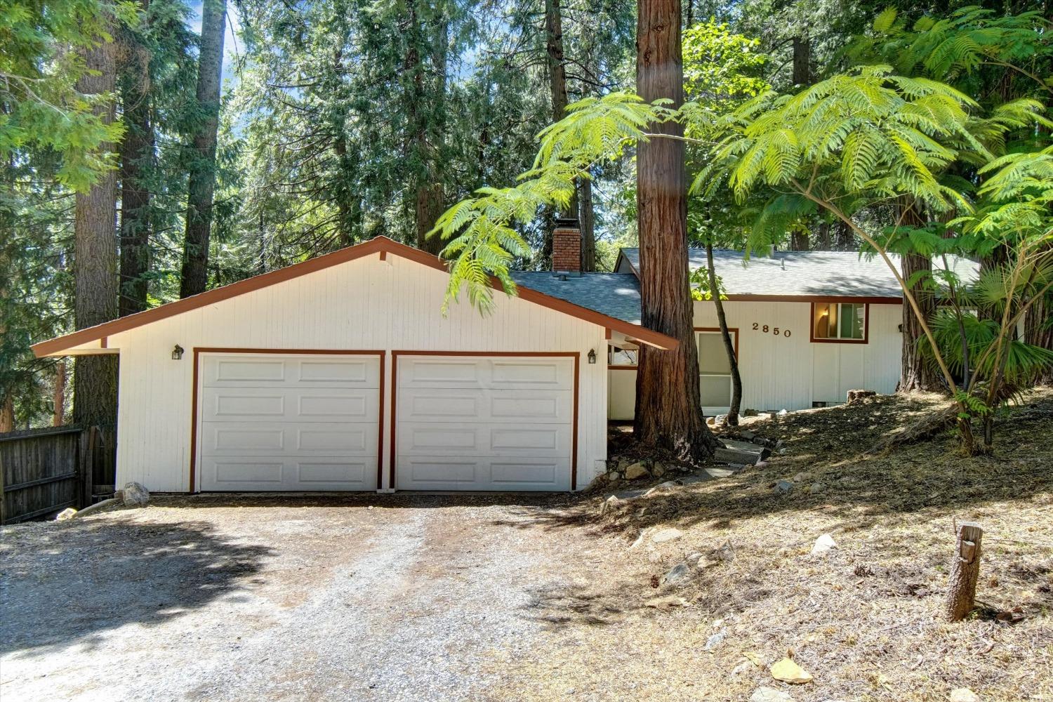 Laurel Drive, Pollock Pines, California image 2