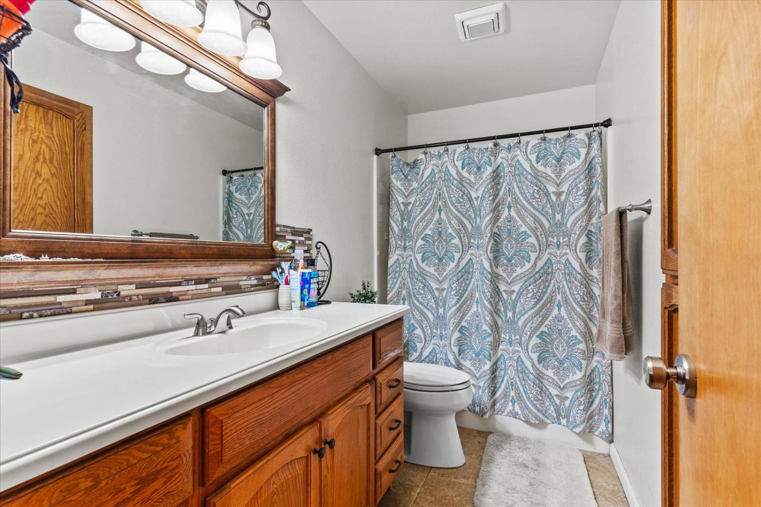 Theresa Way, Yuba City, California image 33