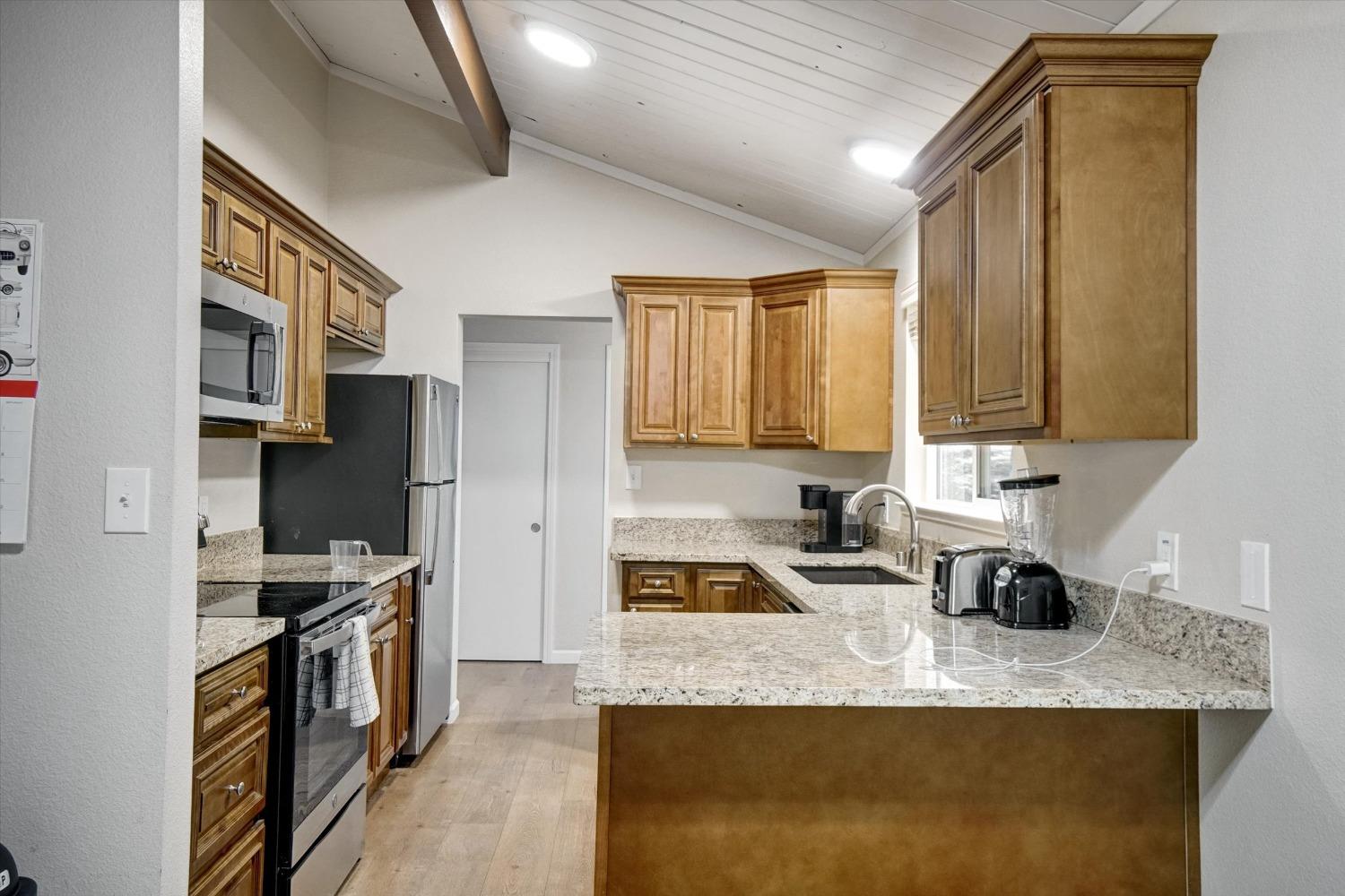 Laurel Drive, Pollock Pines, California image 6