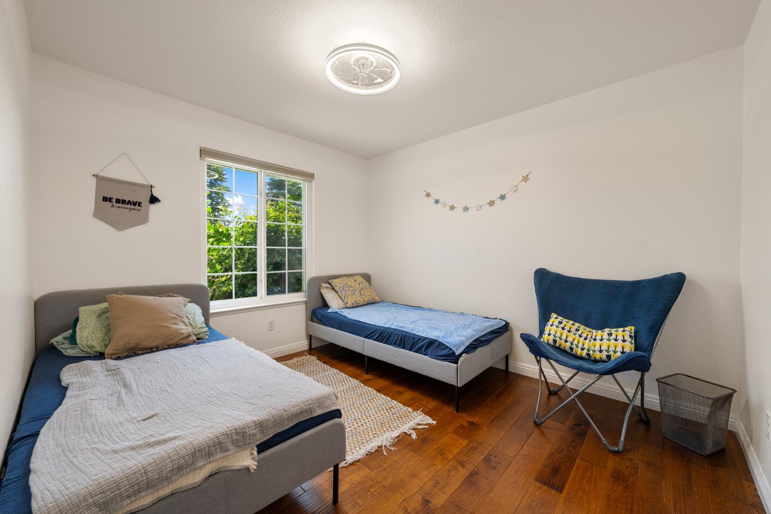Mergansers Court, West Sacramento, California image 16