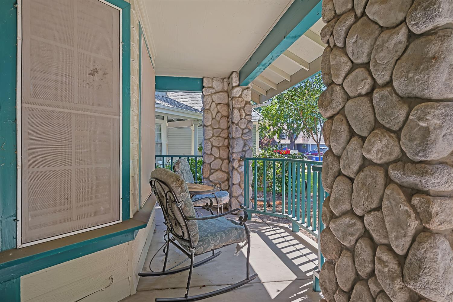 Boston Way, Modesto, California image 5