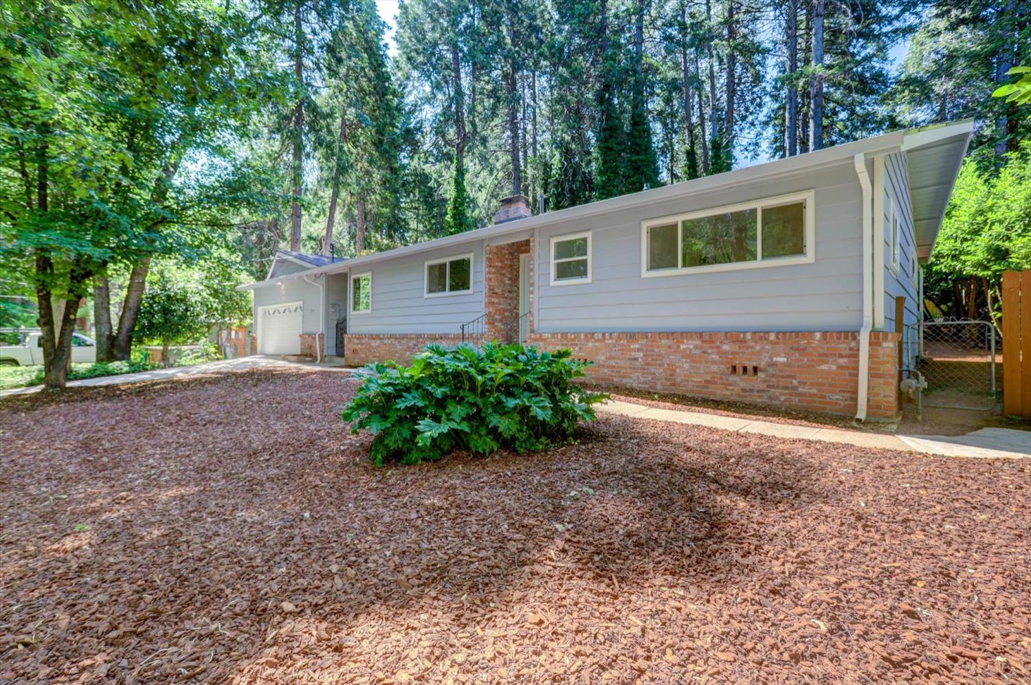 Mayflower Drive, Nevada City, California image 49