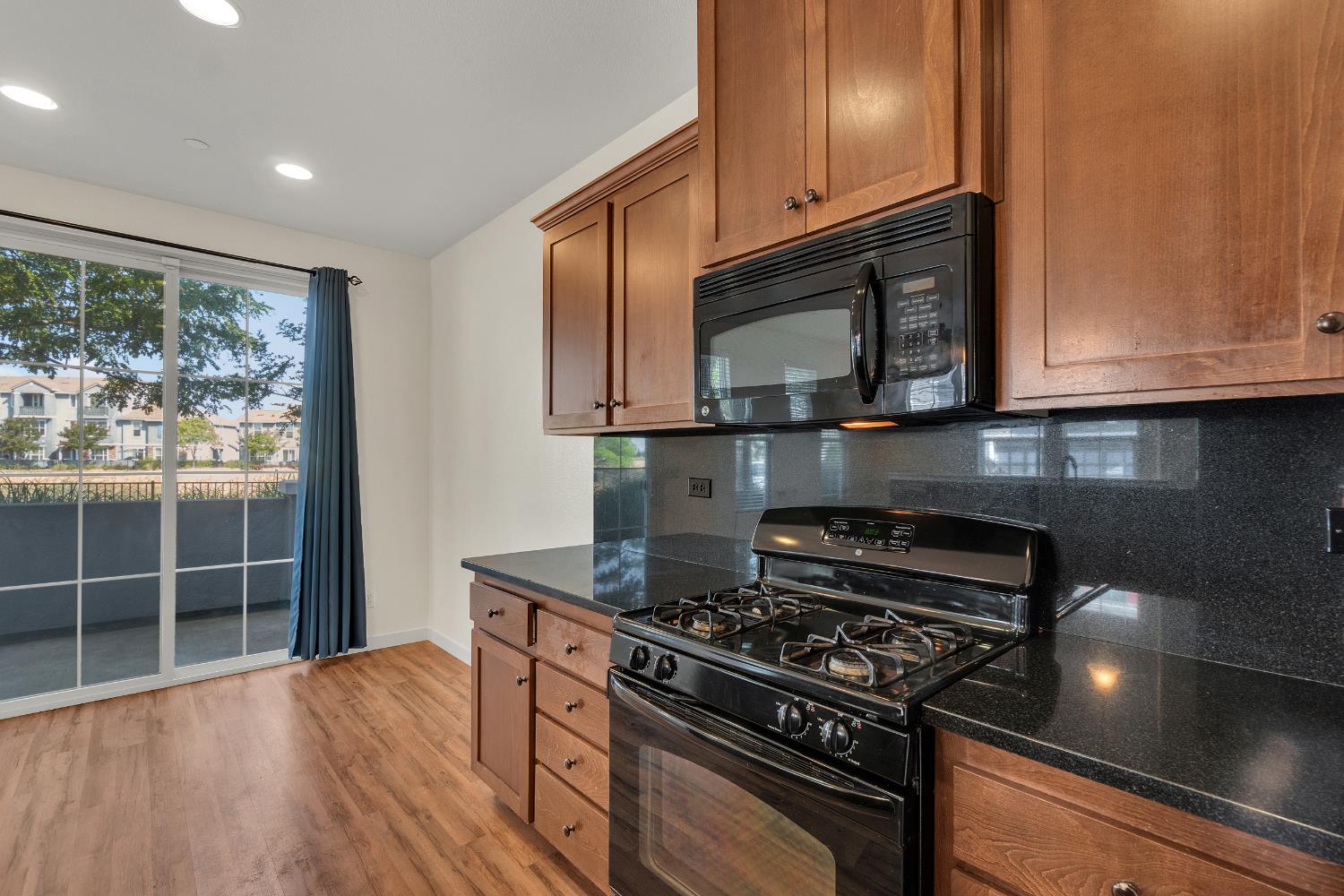 Lonetree Boulevard, Rocklin, California image 7