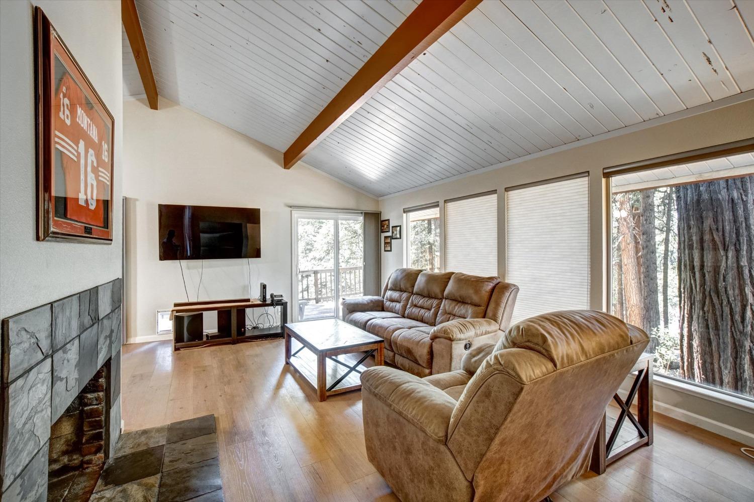 Laurel Drive, Pollock Pines, California image 7