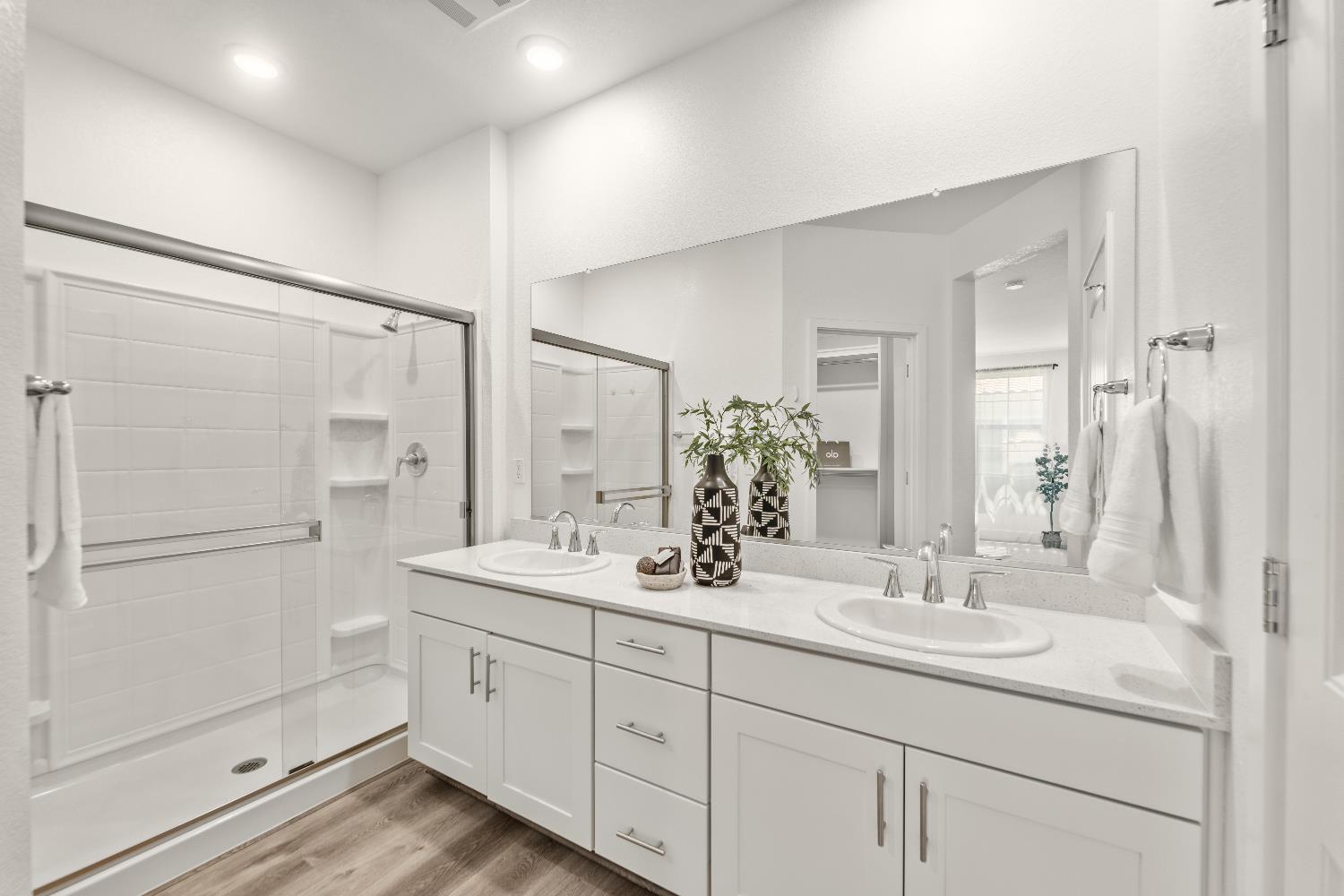 E Commerce Way #17104, Sacramento, California image 17