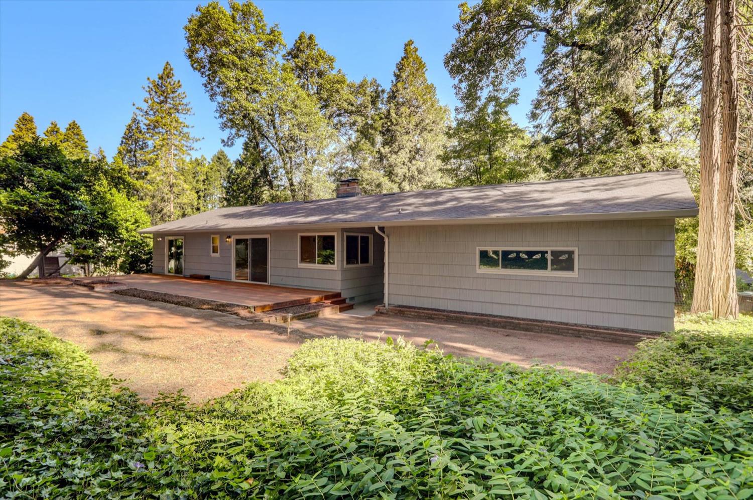 Mayflower Drive, Nevada City, California image 41