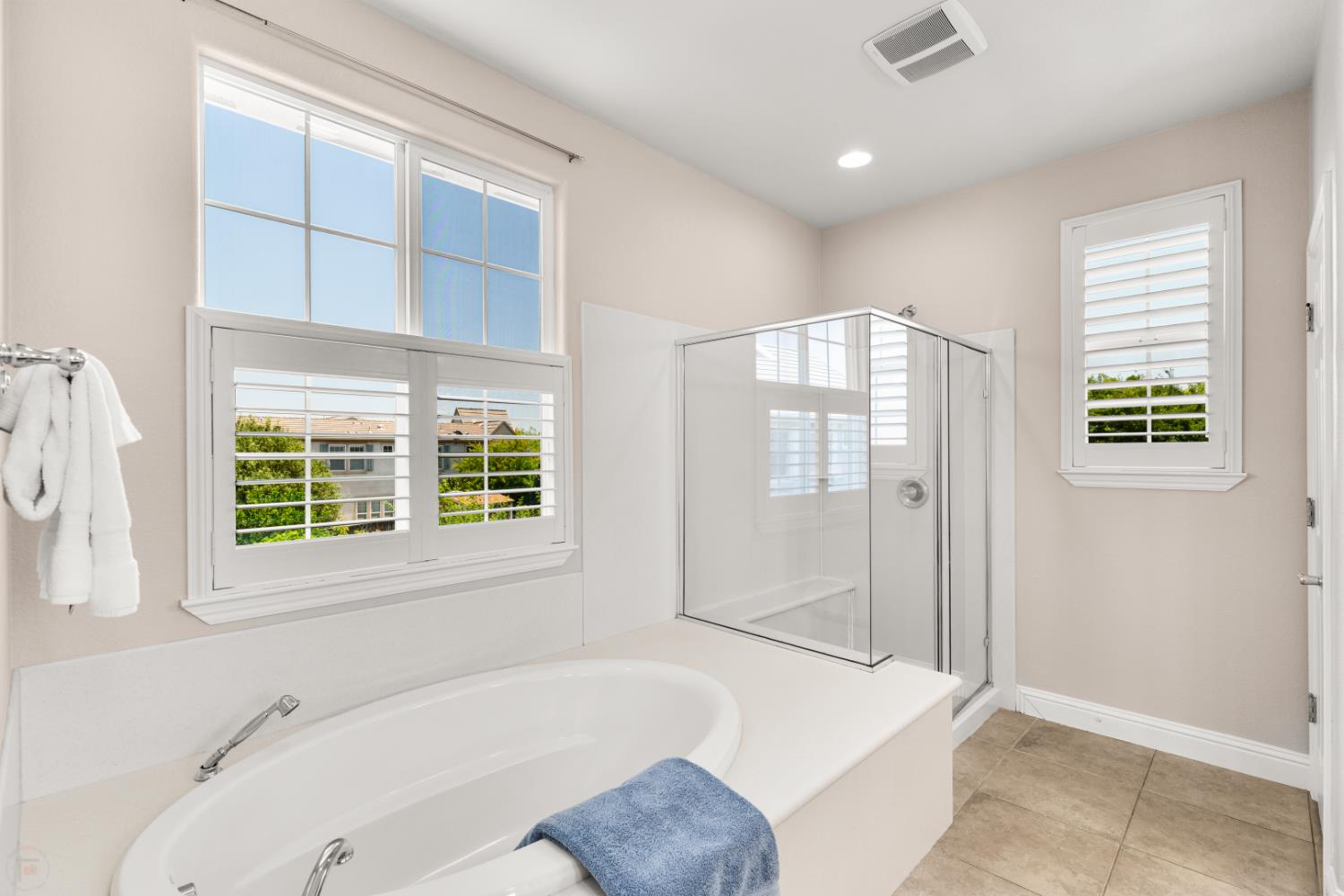 N Ventura Street, Tracy, California image 36