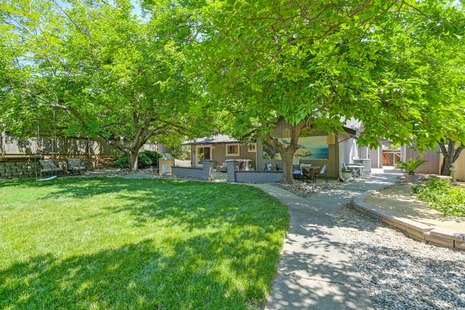 Mesquite Court, Folsom, California image 45