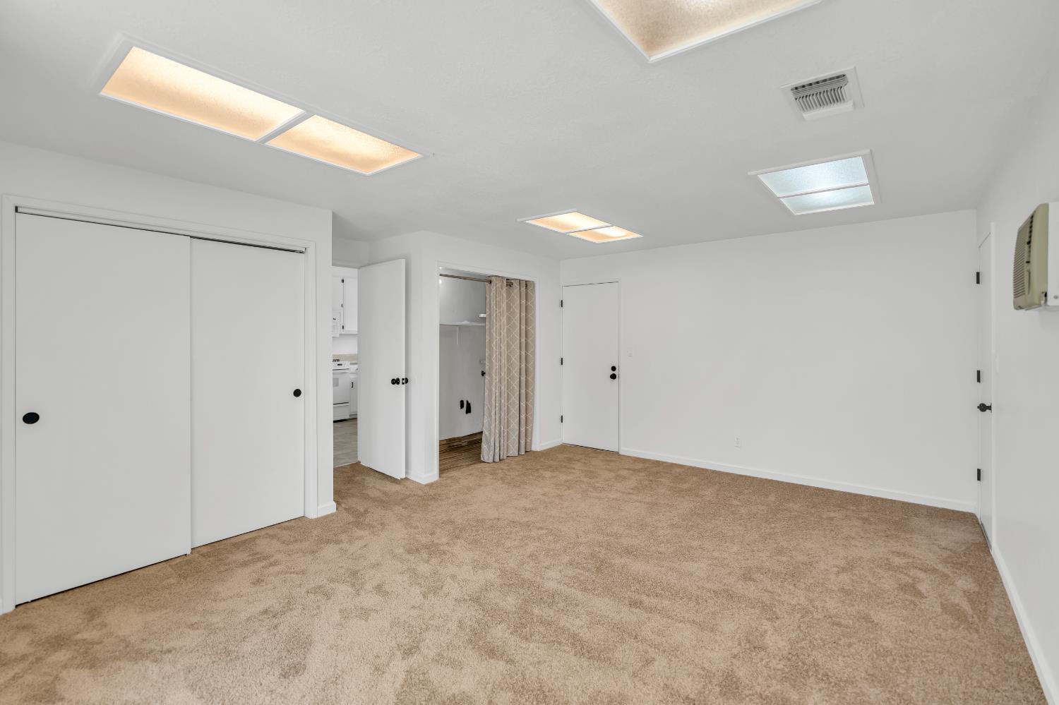 York Glen Way, Sacramento, California image 19